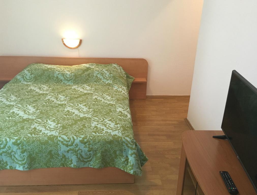 Apartman Frane Krk Town Esterno foto